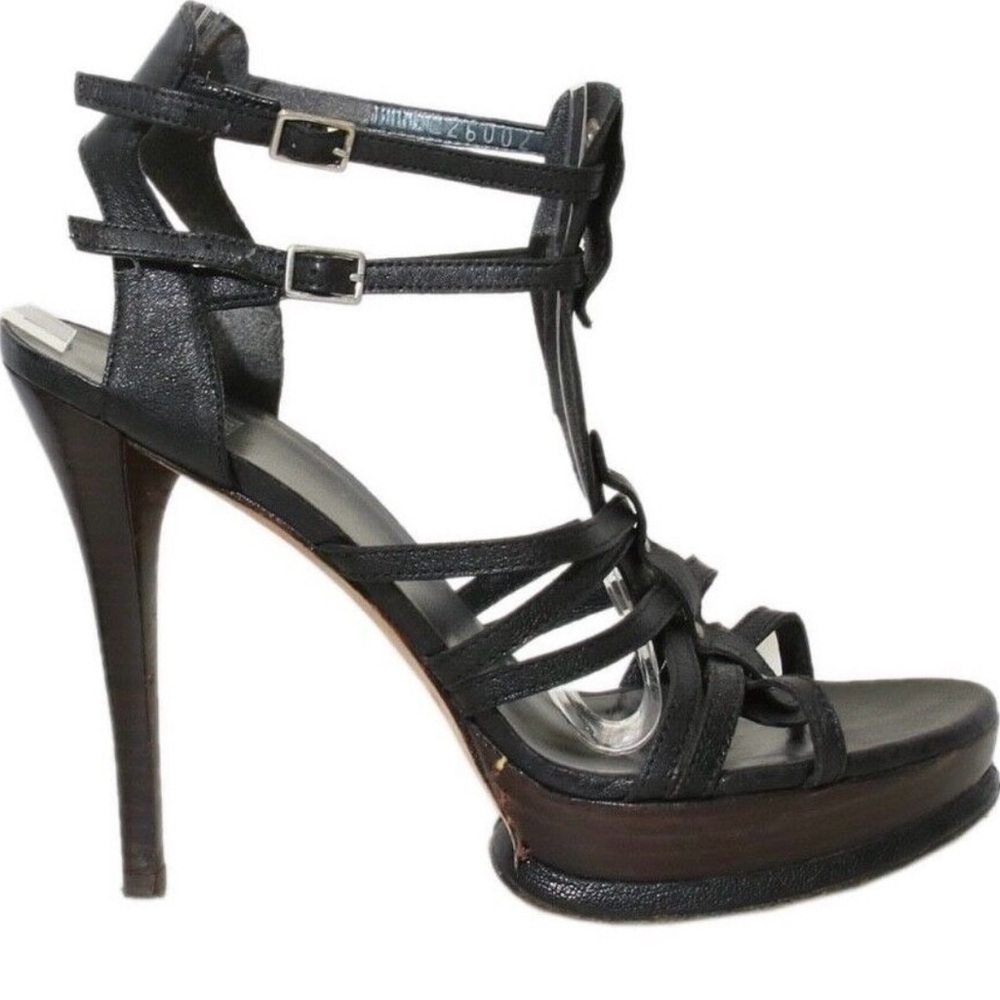 Stuart Weitzman Strappy Gladiator lleather platform sandal - Size 7 1/2 M